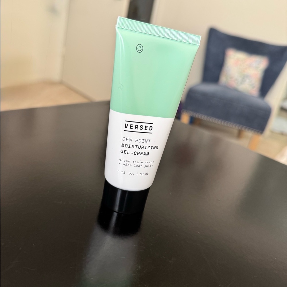 Versed Dew Point Moisturizing Gel-Cream